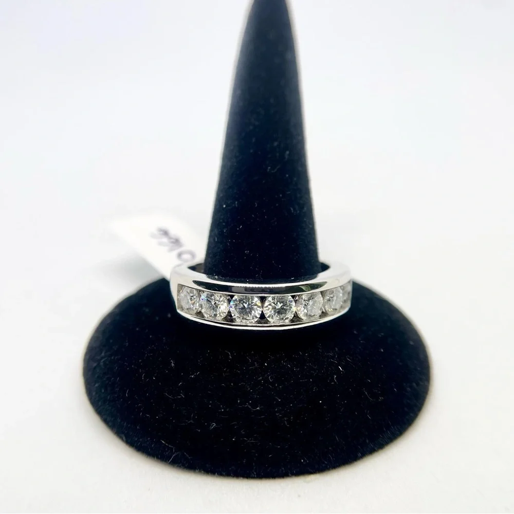 Mens 7 Stone Moissanite Band Anniversary Ring Wedding Band 925 18K GRA